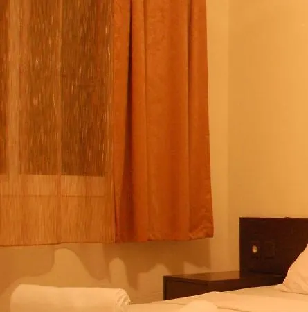 Alacati Golden Resort Otel 3*