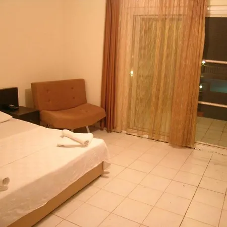 Otel Alacati Golden Resort